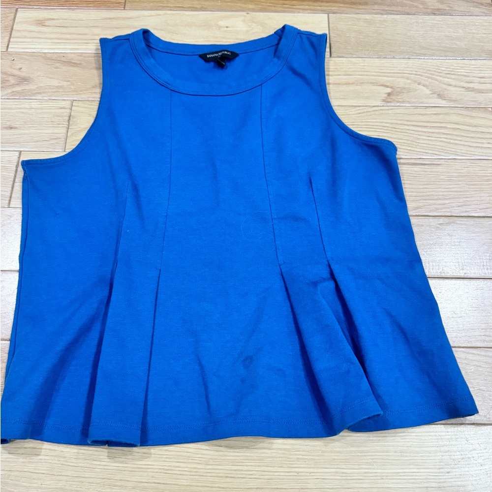 Banana Republic shirt size large bluish color